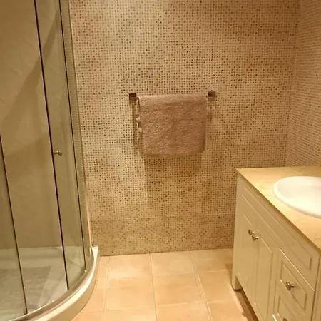 Villa Beautiful, Spacious Villa, Heated Pool, Sleeps Eight, With Quality Furnishings *