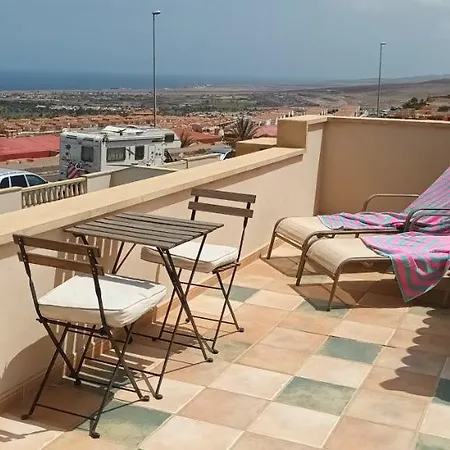 Beautiful, Spacious Villa, Heated Pool, Sleeps Eight, With Quality Furnishings Caleta De Fuste