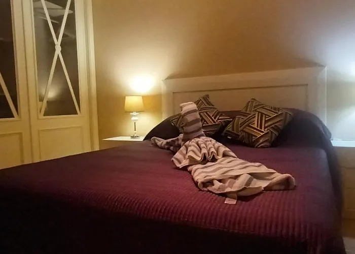 Beautiful, Spacious Villa, Heated Pool, Sleeps Eight, With Quality Furnishings קלטה דה פוסטה