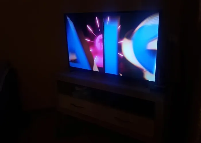 Beautiful, Spacious Villa, Heated Pool, Sleeps Eight, With Quality Furnishings *