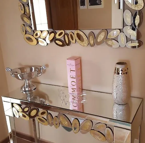 Beautiful, Spacious Villa, Heated Pool, Sleeps Eight, With Quality Furnishings * קלטה דה פוסטה